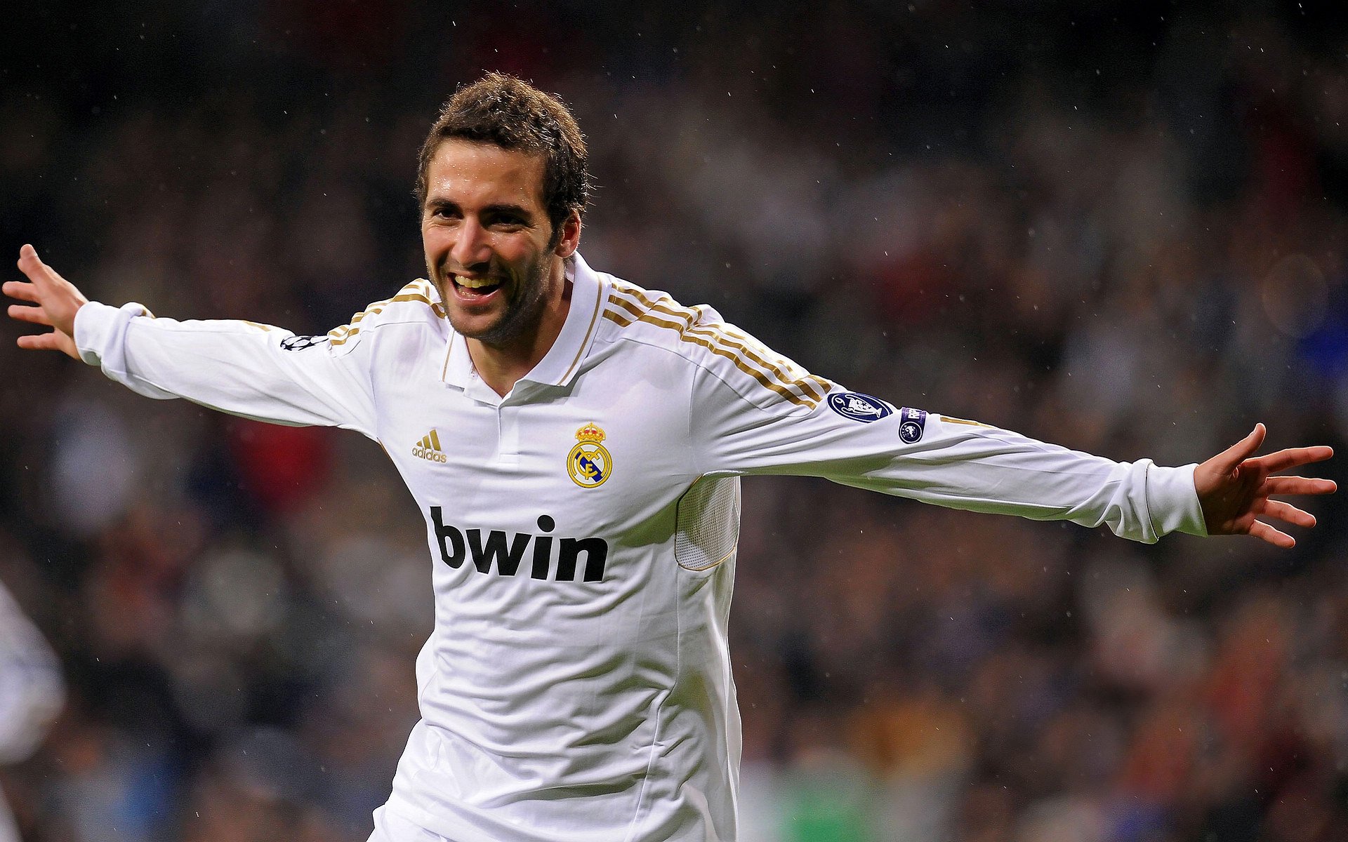 【世界冠军盘点】历届夺冠的经典瞬间回顾,4×100历届冠军